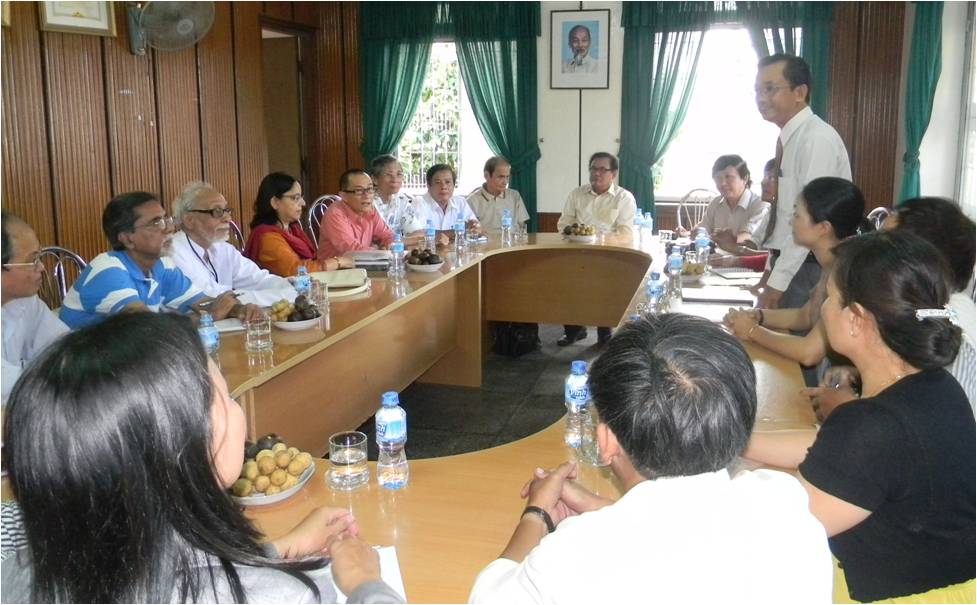 Hội Nhà văn Đà Nẵng tiếp Đoàn Ủy ban Đoàn kết Ấn Độ-Việt Nam