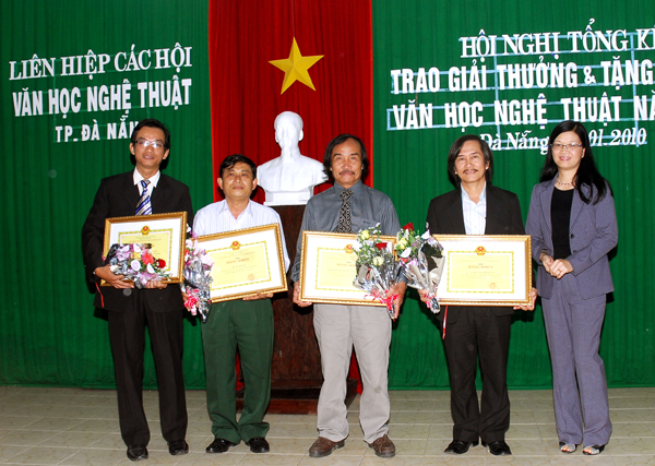 HỘI NGHỊ TỔNG KẾT 2009