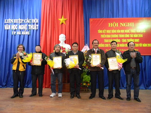 HỘI NGHỊ TỔNG KẾT NĂM 2013