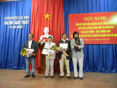 HỘI NGHỊ TỔNG KẾT NĂM 2013