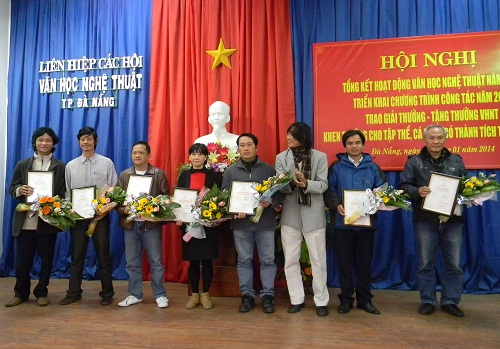 HỘI NGHỊ TỔNG KẾT NĂM 2013