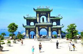 Ngôi chùa trong tâm thức người dân Đà Nẵng - Đinh Thị Trang