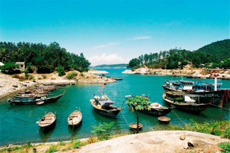 Thăm Cù Lao Chàm - Nguyễn Nho Thùy Dương
