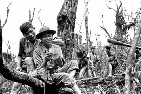 Bạn tôi Phạm Sỹ Thân, mãi mãi tuổi 24 - Hoàng Hải Vân