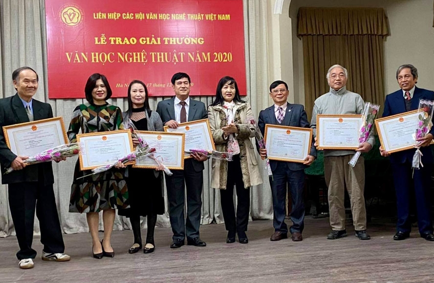 Đà Nẵng có 5 hội viên được trao giải thưởng Văn học nghệ thuật năm 2020