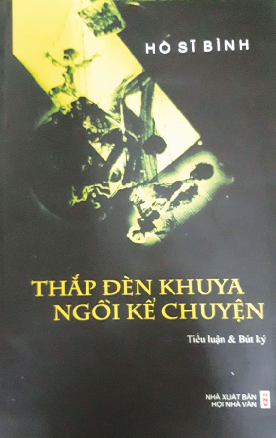 Thắp đèn khuya ngồi kể chuyện