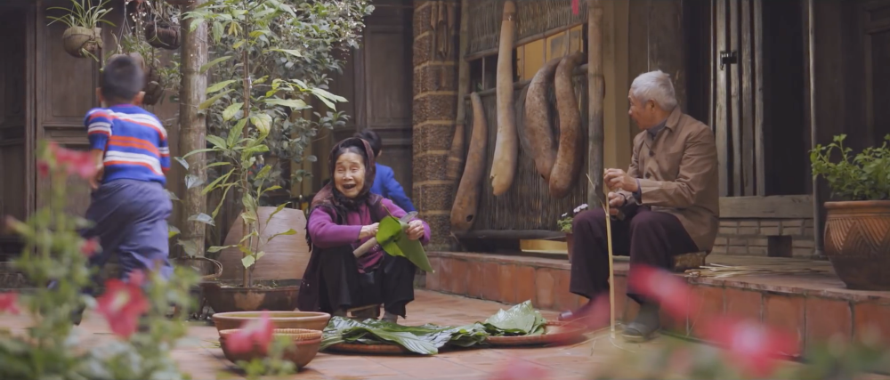 Quê nhà mùa cũ thơm hương