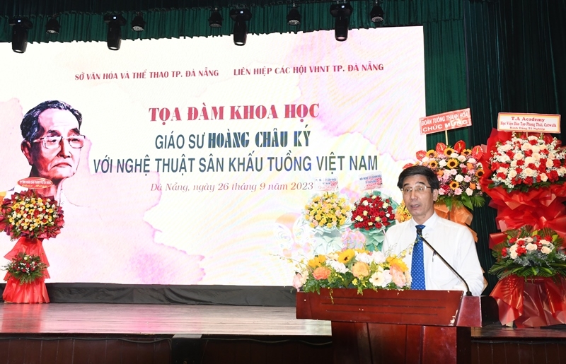 Giáo sư Hoàng Châu Ký với nghệ thuật sân khấu tuồng Việt Nam