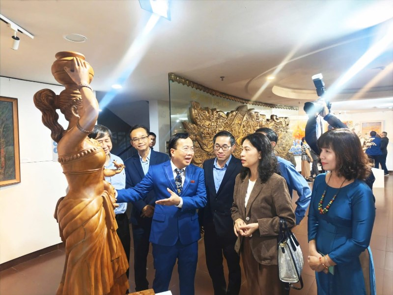 “Mỹ thuật Đà Nẵng 2025”: Khi ký ức, di sản và nhịp sống đương đại cùng lên tiếng