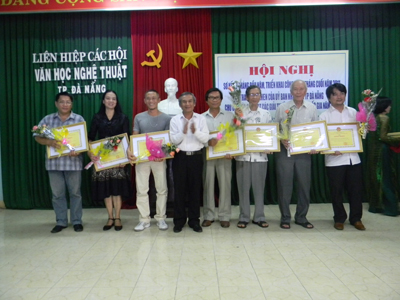 Hội nghị sơ kết 6 tháng đầu năm 2011