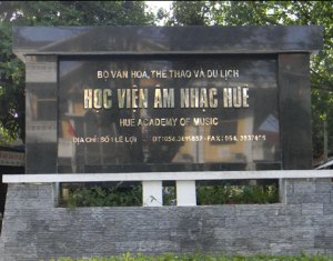 Thông báo nhận tác phẩm in tuyển tập Âm nhạc của Học viện Âm nhạc Huế