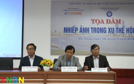 Tọa đàm mở “Nhiếp ảnh trong xu thế hội nhập”