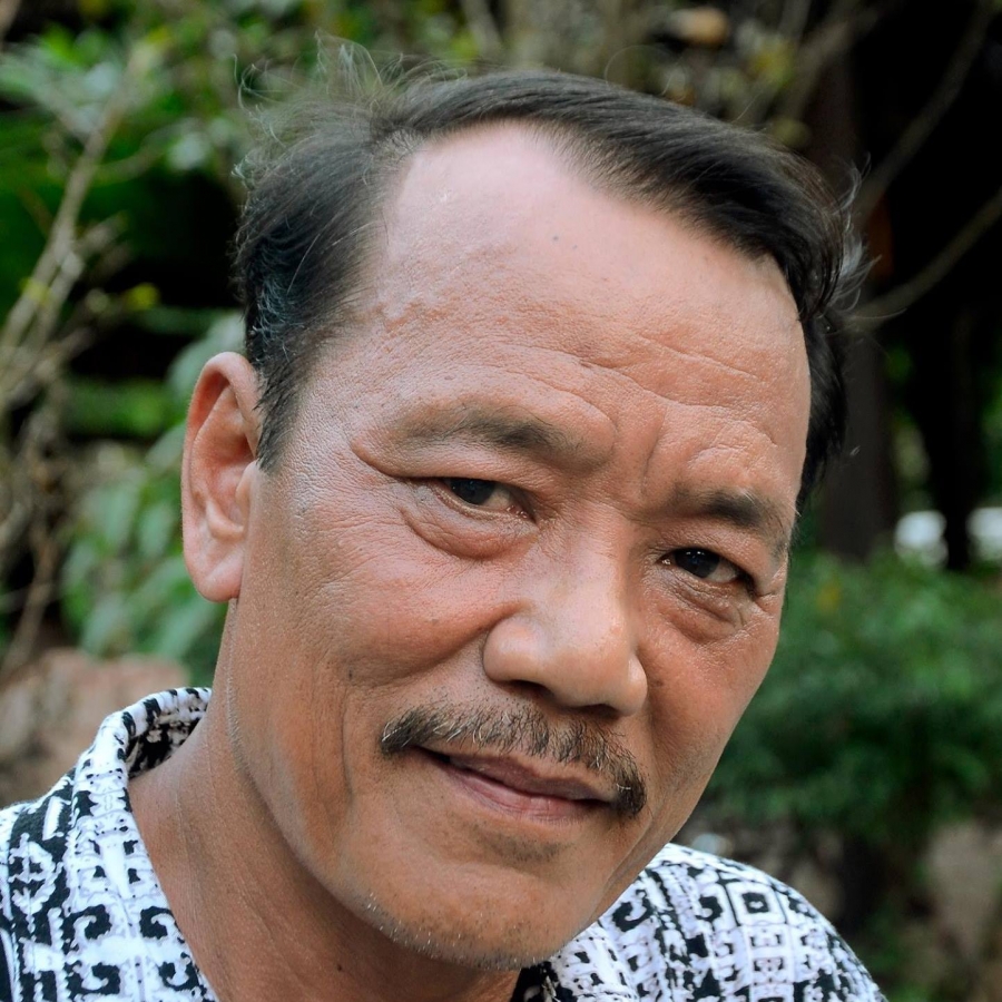 Thơ NGUYỄN GIÚP