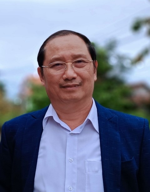 Thơ Long Vân