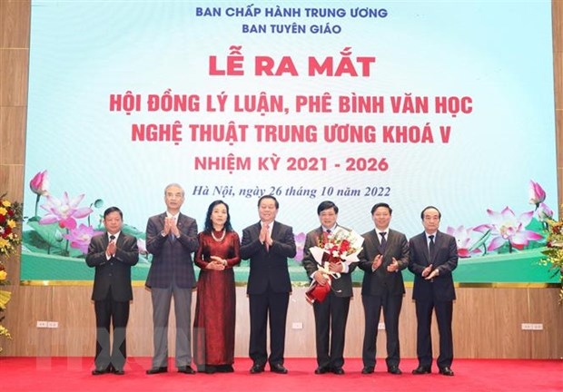 Ra mắt Hội đồng Lý luận, phê bình văn học nghệ thuật Trung ương nhiệm kỳ mới