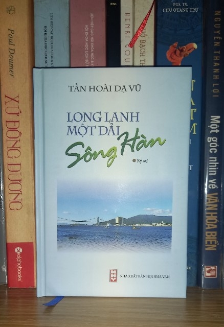 Một tập ký sự khắc họa vùng đất, văn hóa, con người Đà Nẵng